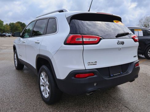 Used 2014 Jeep Cherokee Latitude w/ Comfort/Convenience Group image 3