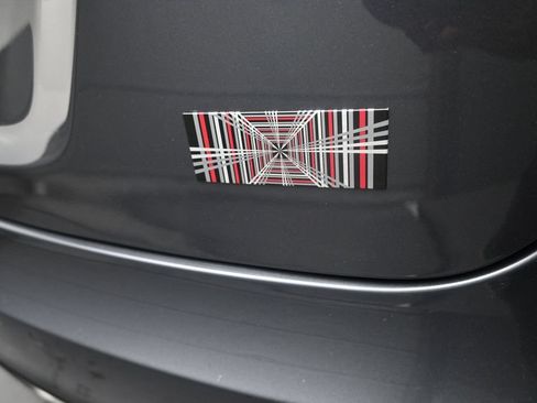 Used 2022 Tesla Model S Plaid AWD/4WD image 33
