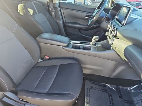 Used 2022 Nissan Sentra SV image 11