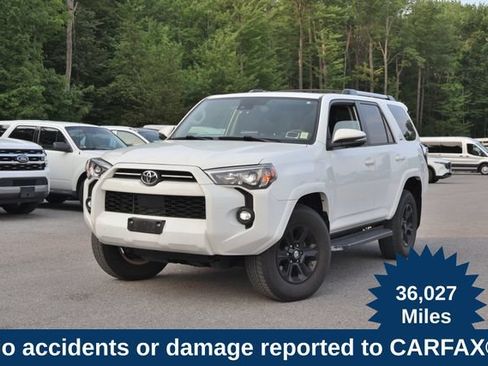Used 2021 Toyota 4Runner SR5 Premium w/ Moonroof Package AWD/4WD image 1
