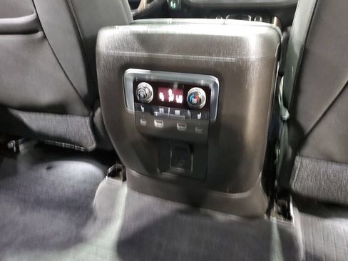 Used 2021 Chevrolet Tahoe High Country RWD image 23