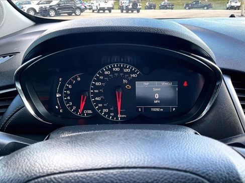 Used 2020 Chevrolet Trax LT w/ Driver Confidence Package AWD/4WD image 19