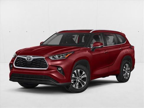 Used 2022 Toyota Highlander XLE AWD/4WD image 1