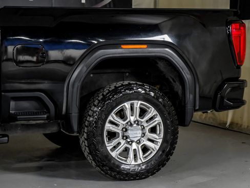 Used 2021 GMC Sierra 2500 Denali w/ Denali Ultimate Package AWD/4WD image 13