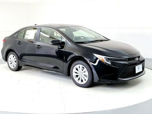 New 2026 Toyota Corolla XLE FWD image 7