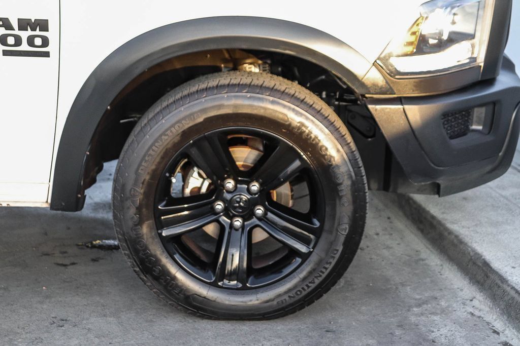 Used 2024 RAM 1500 Warlock RWD image 11