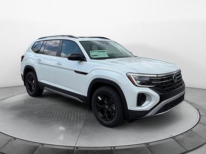 New 2026 Volkswagen Atlas Peak Edition
