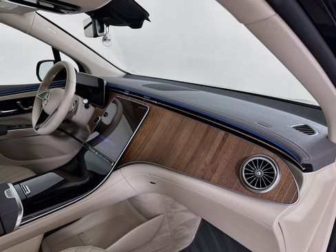 Certified 2023 Mercedes-Benz EQS 450+ 4MATIC SUV image 32