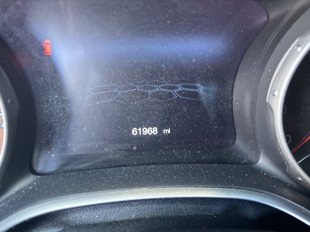 Used 2021 Jeep Compass Latitude w/ Sun and Sound Group AWD/4WD image 5