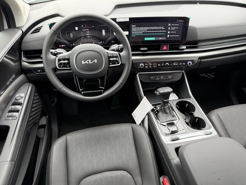 New 2026 Kia Carnival SX w/ SX Dark Edition Package FWD image 17