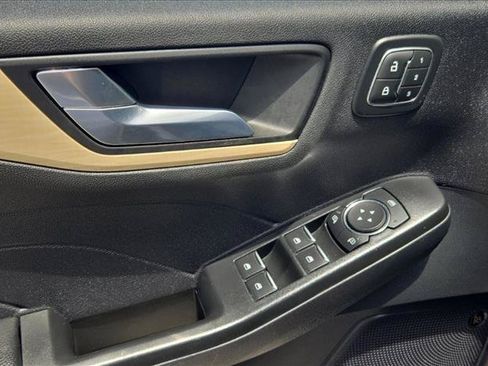 Certified 2022 Ford Escape Titanium w/ Titanium Premium Package FWD image 22