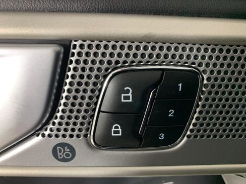 Used 2023 Ford Explorer Limited w/ Equipment Group 301A image 19