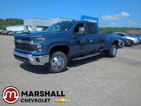 New 2026 Chevrolet Silverado 3500 LT w/ All Star Edition AWD/4WD image 1