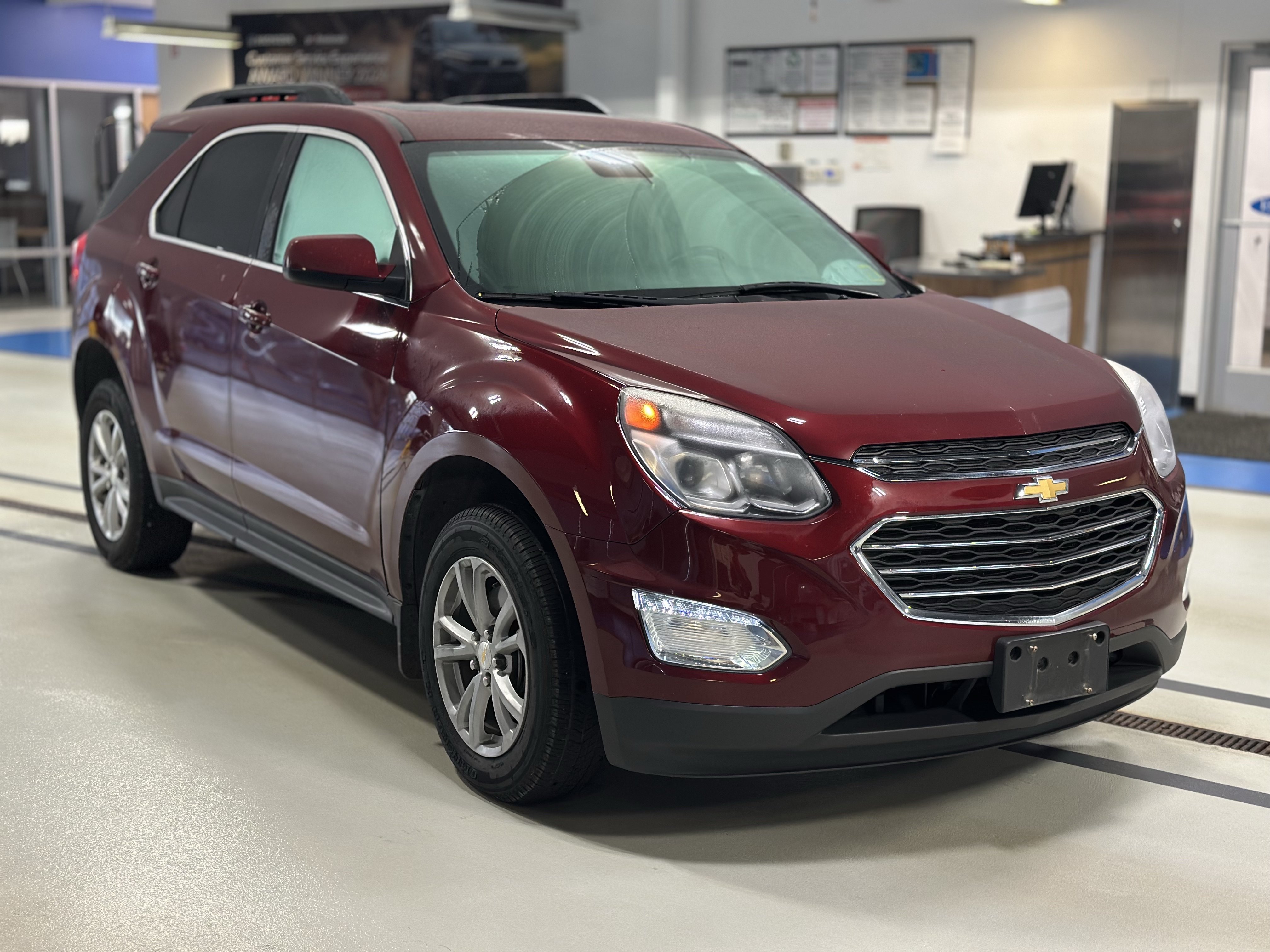 Used 2016 Chevrolet Equinox LT AWD/4WD image 3