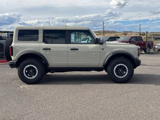New 2026 Ford Bronco Badlands w/ Sasquatch Package AWD/4WD image 6