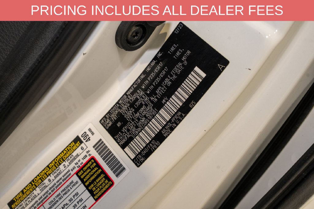 Used 2024 Toyota Sienna LE FWD image 19