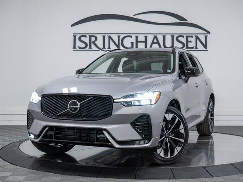 New 2026 Volvo XC60 B5 Plus w/ Protection Package Premier AWD/4WD image 26