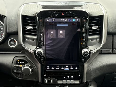 New 2026 RAM 1500 4x4 Crew Cab image 13