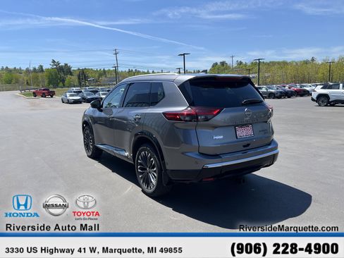 Used 2024 Nissan Rogue Platinum AWD/4WD image 6