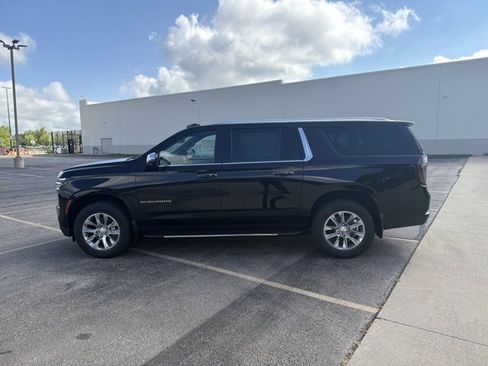 New 2026 Chevrolet Suburban Premier AWD/4WD image 8