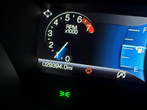 Used 2019 Ford Fusion SE image 38