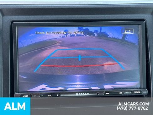 Used 2017 Toyota Camry LE FWD image 33