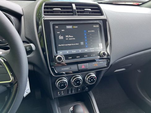 New 2026 Mitsubishi Outlander Sport LE AWD/4WD image 18