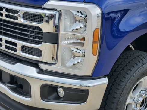 New 2026 Ford F250 XLT w/ FX4 Off-Road Package AWD/4WD image 10