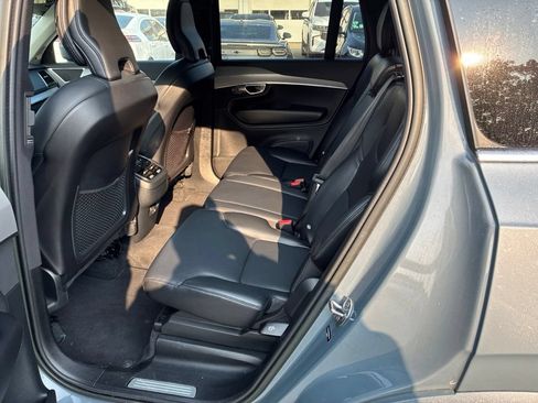 Used 2023 Volvo XC90 B5 Core w/ Protection Package Premier AWD/4WD image 12
