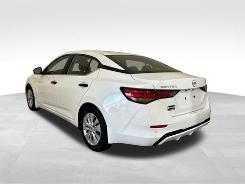 Used 2024 Nissan Sentra S FWD image 3