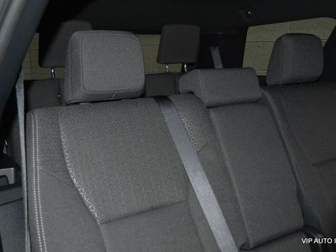 Used 2025 Toyota 4Runner SR5 AWD/4WD image 26