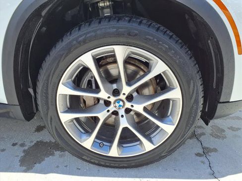 Used 2024 BMW X5 xDrive40i AWD/4WD image 7