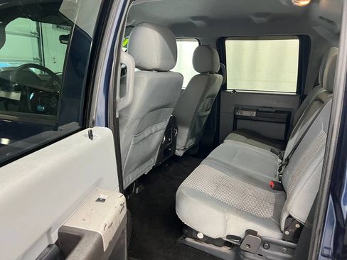 Used 2016 Ford F250 XLT w/ Snow Plow Prep Package AWD/4WD image 9