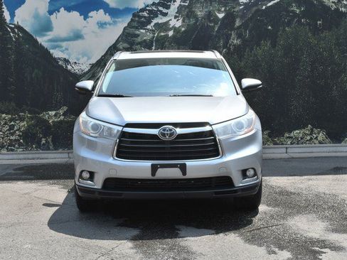 Used 2015 Toyota Highlander Limited Platinum AWD/4WD image 5
