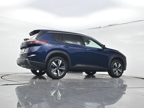 Used 2026 Nissan Rogue SL FWD image 22