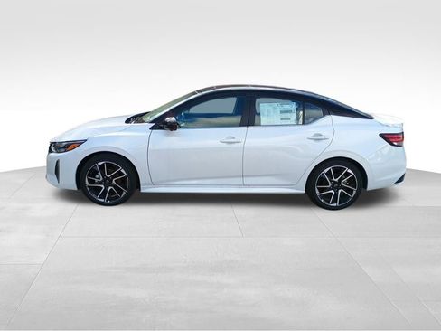 New 2025 Nissan Sentra SR w/ SR Premium Package image 2