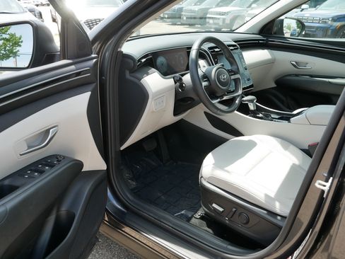 Used 2023 Hyundai Tucson SEL w/ Convenience Package AWD/4WD image 11