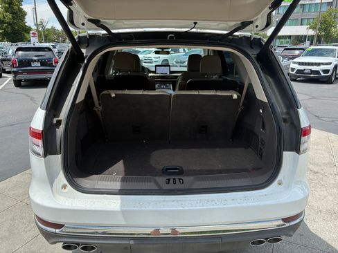 Used 2023 Lincoln Aviator Reserve w/ Equipment Group 201A AWD/4WD image 30