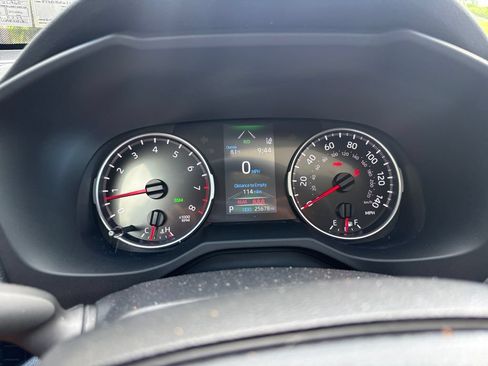 Used 2019 Toyota RAV4 XLE w/ Convenience Package AWD/4WD image 16