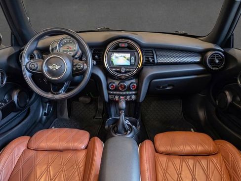 Used 2018 MINI Cooper S FWD image 3