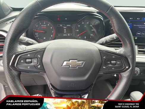 Used 2024 Chevrolet Trax RS w/ Driver Confidence Package FWD image 17