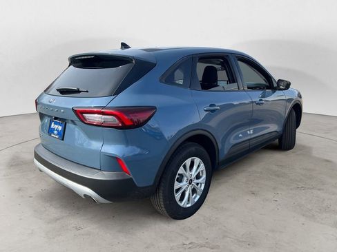 Used 2025 Ford Escape Active image 3