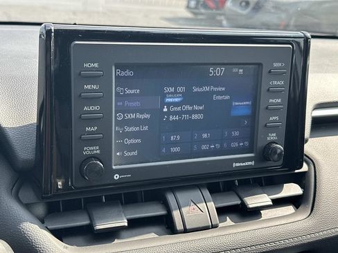Used 2021 Toyota RAV4 LE FWD image 28