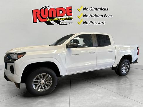 Used 2023 Chevrolet Colorado LT w/ LT Convenience Package AWD/4WD image 1