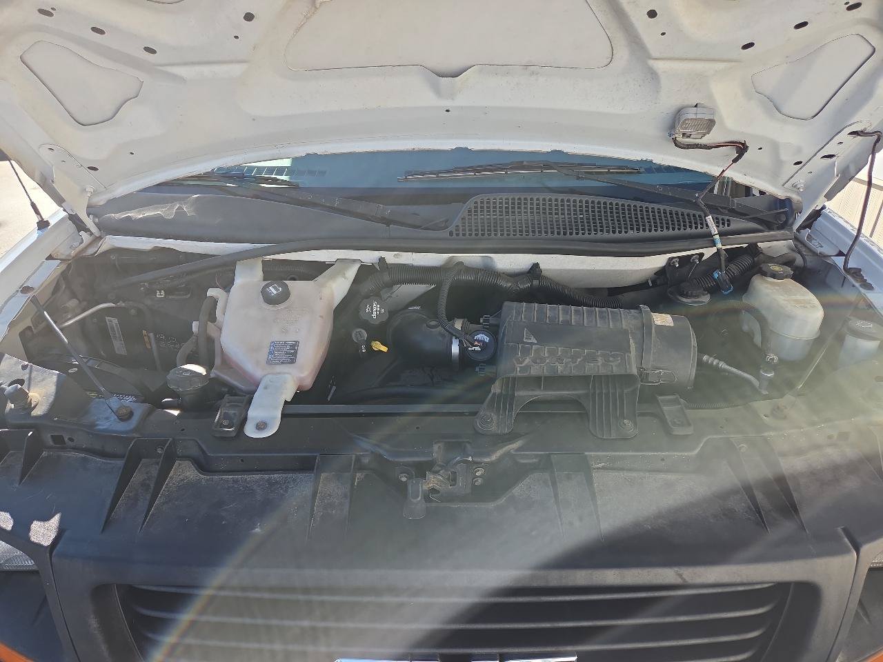 Used 2014 GMC Savana 1500 RWD image 15