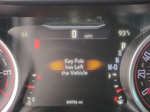 Used 2016 Dodge Challenger SXT RWD image 20