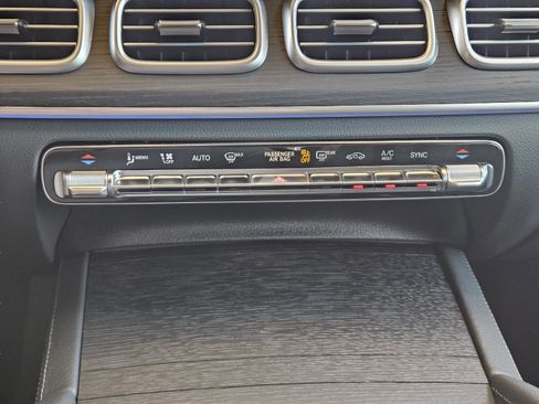Certified 2026 Mercedes-Benz GLE 350 4MATIC image 15