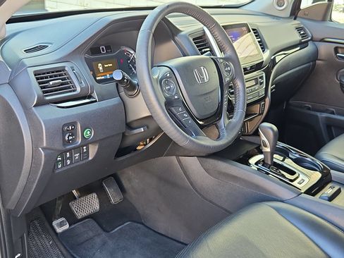 Used 2019 Honda Ridgeline RTL-E image 11
