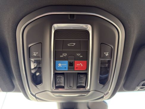 New 2026 Jeep Grand Cherokee L 4WD image 22