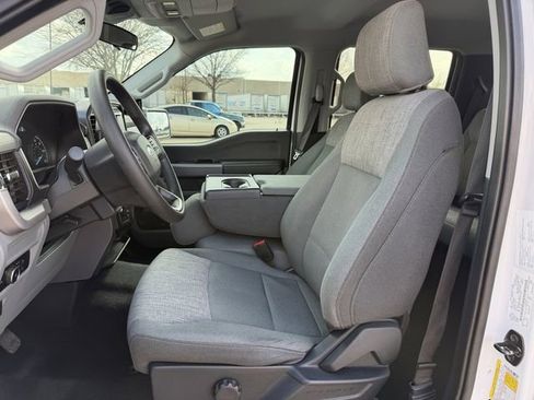 Used 2023 Ford F150 XLT image 23